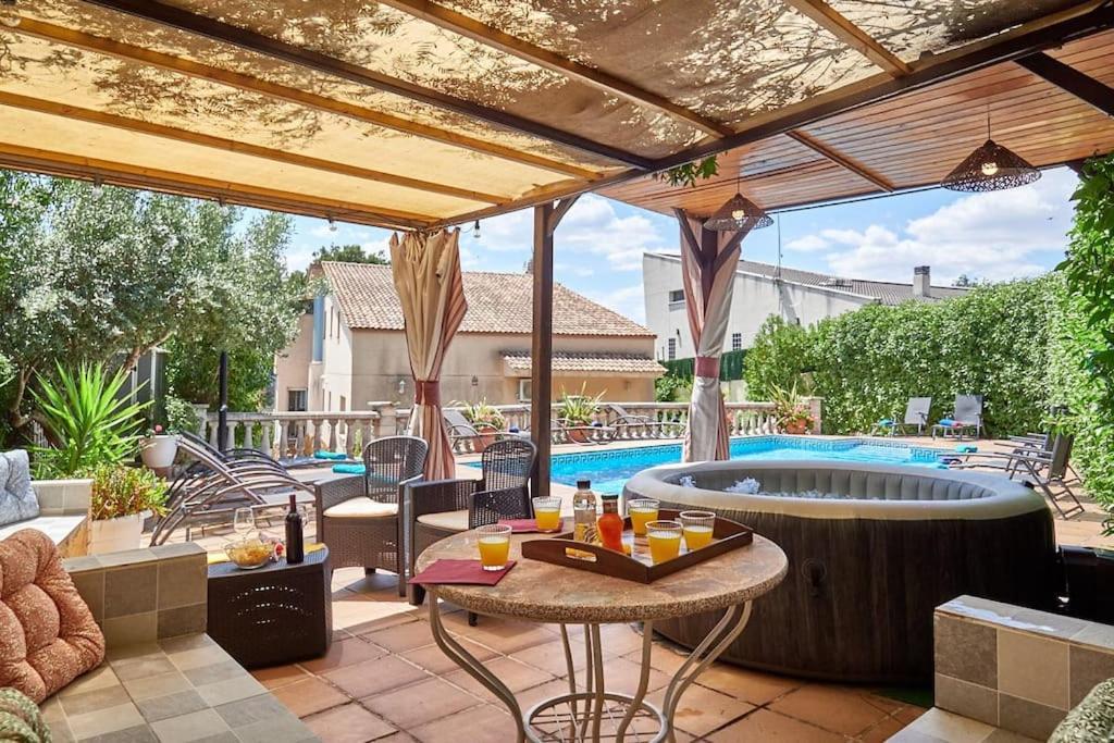 Villa Ilusions En Olivella, Sitges, Barcelona Exterior photo